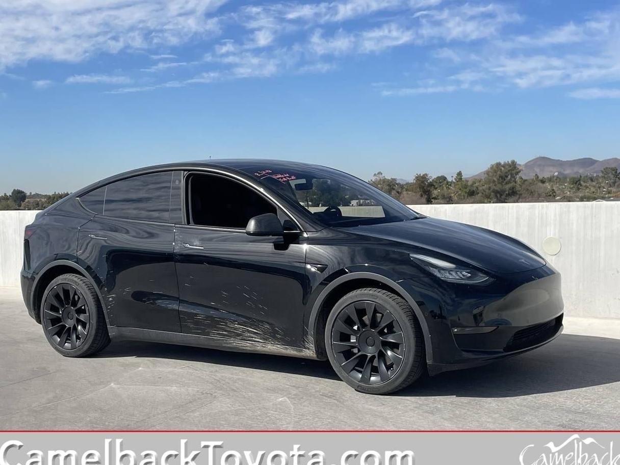 TESLA MODEL Y 2022 7SAYGDEE6NF438124 image